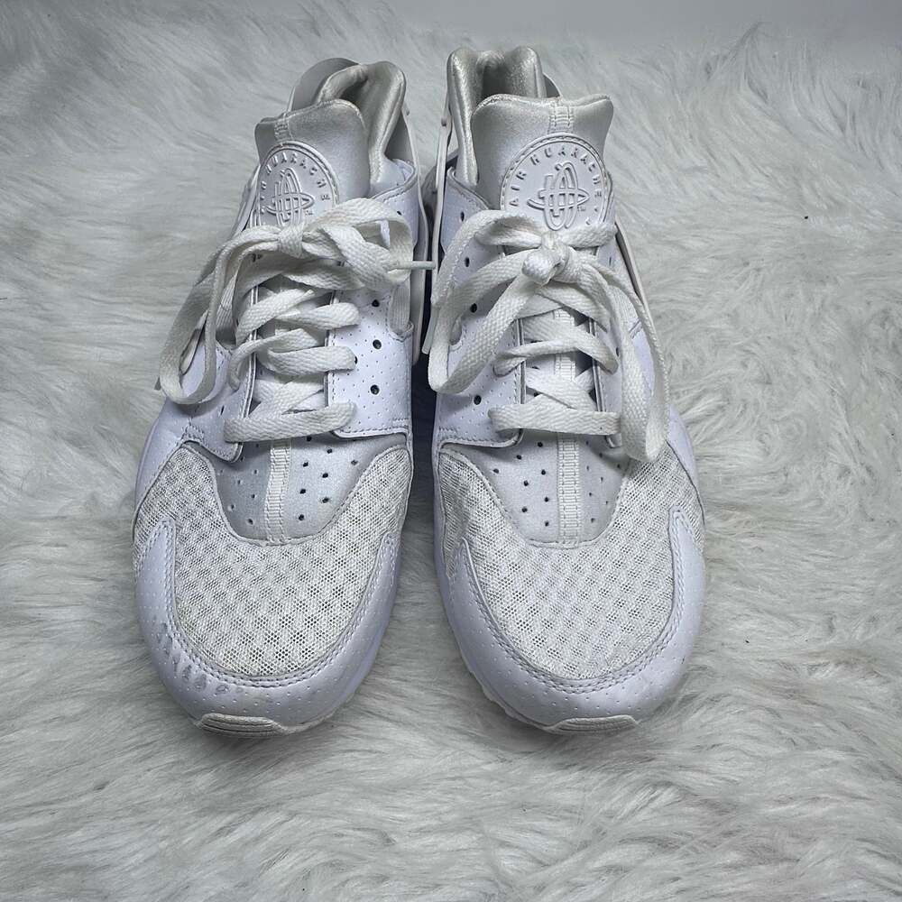 Nike Air Huarache White Athletic Running‎ Shoes